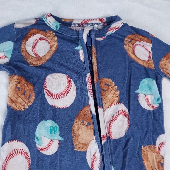 Posh Peanut Baseball Footed Sleeper Pajamas Footie Bamboo 0-3 Months - Picture 3 of 11